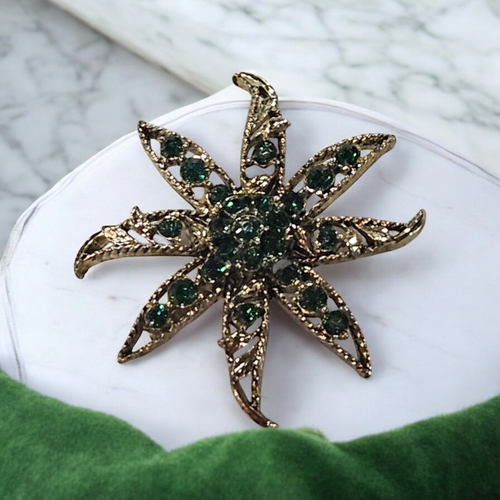 Ornate Green Crystal Star Brooch